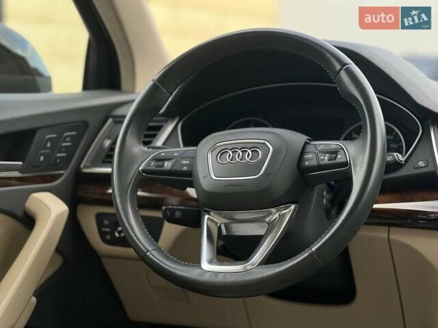 Чорний Ауді Ку 5, об'ємом двигуна 1.98 л та пробігом 112 тис. км за 27200 $, фото 19 на Automoto.ua