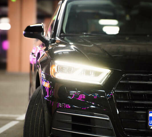 Черный Ауди Ку 5, объемом двигателя 2 л и пробегом 97 тыс. км за 25500 $, фото 22 на Automoto.ua