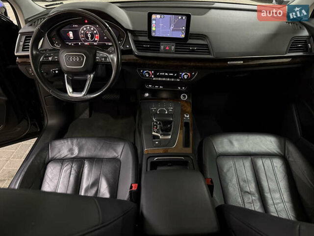 Чорний Ауді Ку 5, об'ємом двигуна 2 л та пробігом 111 тис. км за 23500 $, фото 16 на Automoto.ua