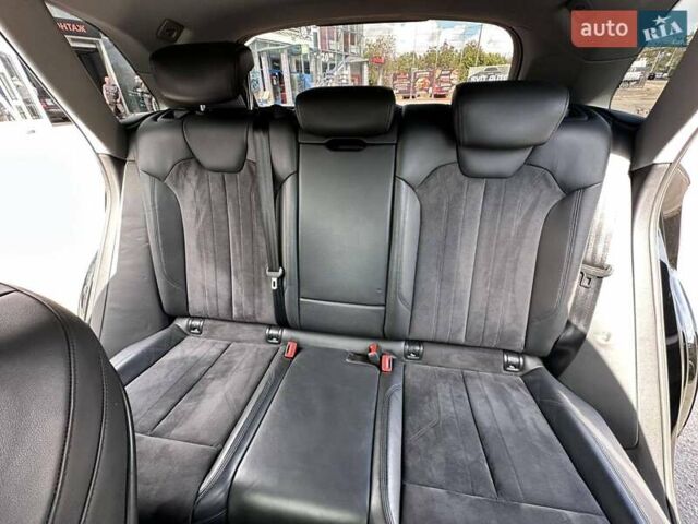 Черный Ауди Ку 5, объемом двигателя 2.97 л и пробегом 218 тыс. км за 30000 $, фото 22 на Automoto.ua