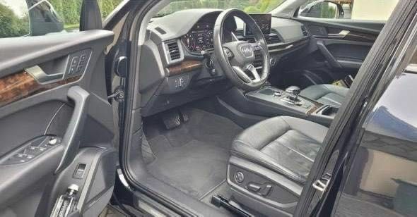 Черный Ауди Ку 5, объемом двигателя 2 л и пробегом 118 тыс. км за 15000 $, фото 10 на Automoto.ua