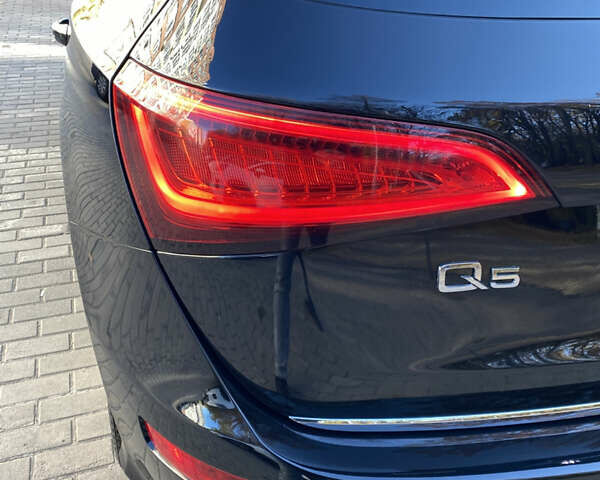 Чорний Ауді Ку 5, об'ємом двигуна 2 л та пробігом 176 тис. км за 19550 $, фото 21 на Automoto.ua