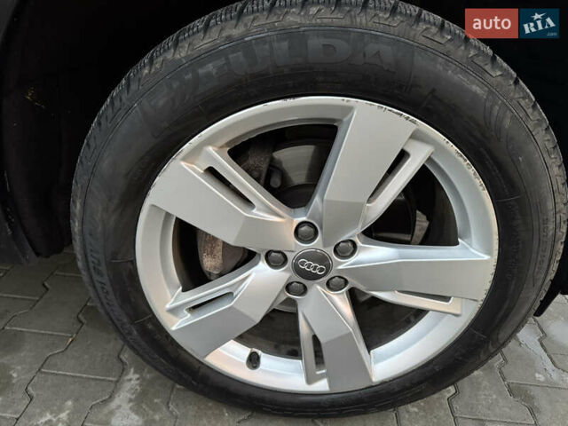 Чорний Ауді Ку 5, об'ємом двигуна 1.97 л та пробігом 240 тис. км за 28300 $, фото 4 на Automoto.ua