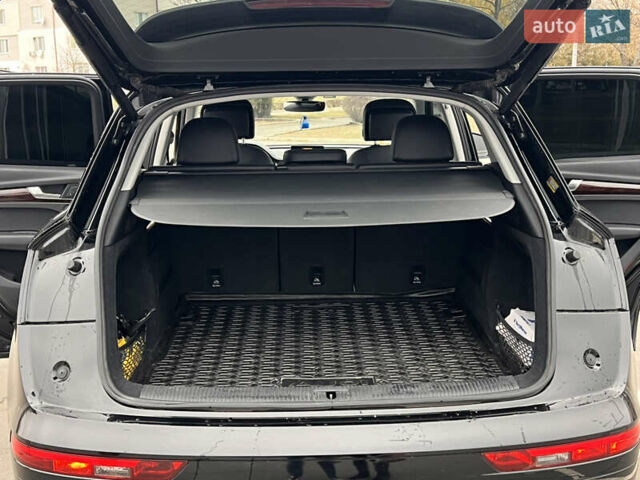 Чорний Ауді Ку 5, об'ємом двигуна 1.98 л та пробігом 188 тис. км за 18900 $, фото 11 на Automoto.ua