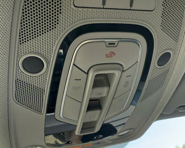 Черный Ауди Ку 5, объемом двигателя 1.98 л и пробегом 102 тыс. км за 31500 $, фото 21 на Automoto.ua