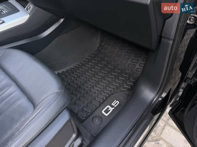 Чорний Ауді Ку 5, об'ємом двигуна 2 л та пробігом 159 тис. км за 20950 $, фото 41 на Automoto.ua