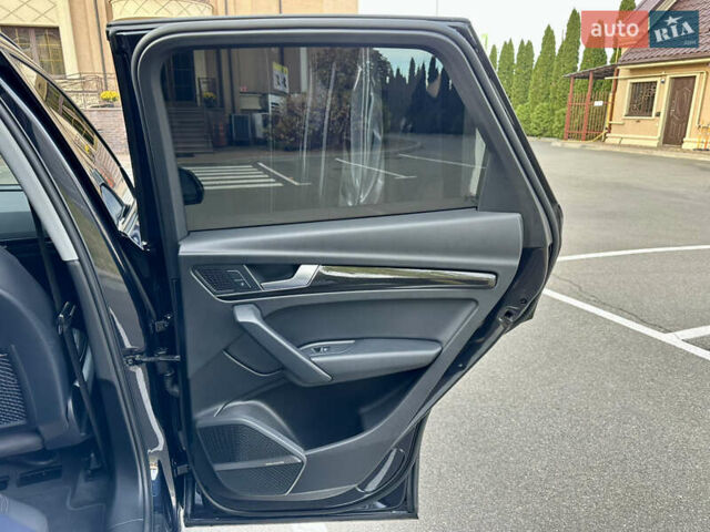 Черный Ауди Ку 5, объемом двигателя 1.98 л и пробегом 208 тыс. км за 21999 $, фото 30 на Automoto.ua