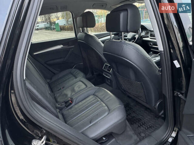 Чорний Ауді Ку 5, об'ємом двигуна 2 л та пробігом 159 тис. км за 17950 $, фото 26 на Automoto.ua