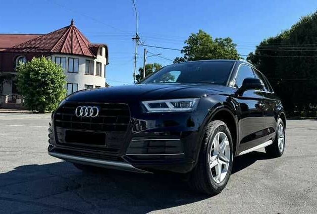 Черный Ауди Ку 5, объемом двигателя 2 л и пробегом 46 тыс. км за 18000 $, фото 2 на Automoto.ua