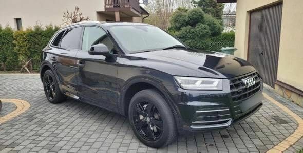 Черный Ауди Ку 5, объемом двигателя 2 л и пробегом 118 тыс. км за 15000 $, фото 4 на Automoto.ua