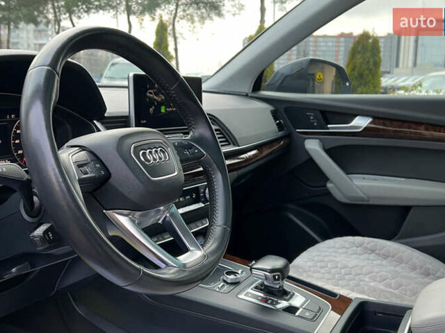 Чорний Ауді Ку 5, об'ємом двигуна 1.98 л та пробігом 143 тис. км за 25900 $, фото 9 на Automoto.ua
