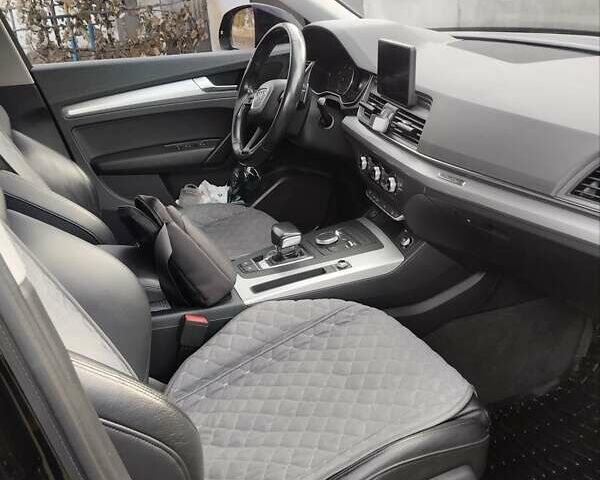 Ауди Ку 5 2017 в Сосновке на Automoto.ua Черный Ауди Ку 5, объемом двигателя 1.97 л и пробегом 266 тыс. км за 28500 $, фото 3 на Automoto.ua