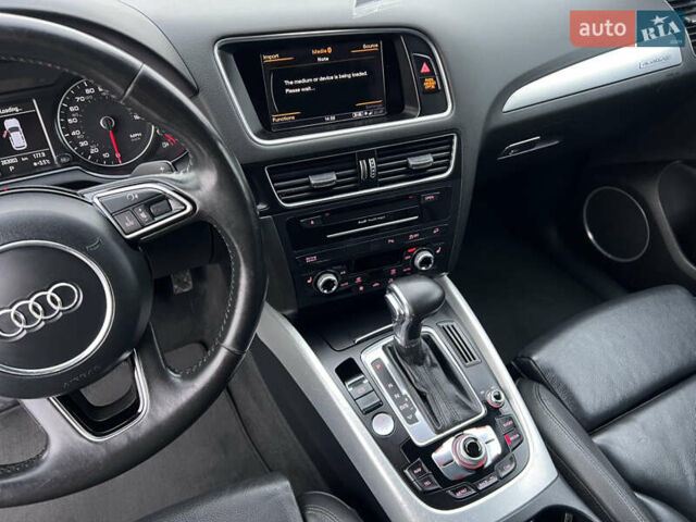 Черный Ауди Ку 5, объемом двигателя 1.98 л и пробегом 263 тыс. км за 15490 $, фото 22 на Automoto.ua