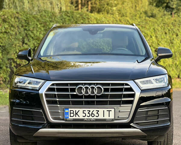 Черный Ауди Ку 5, объемом двигателя 1.98 л и пробегом 222 тыс. км за 23500 $, фото 2 на Automoto.ua