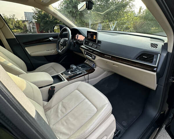 Черный Ауди Ку 5, объемом двигателя 1.98 л и пробегом 138 тыс. км за 24500 $, фото 11 на Automoto.ua