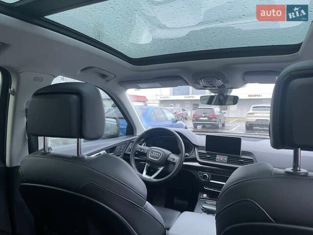 Черный Ауди Ку 5, объемом двигателя 0 л и пробегом 177 тыс. км за 22500 $, фото 10 на Automoto.ua