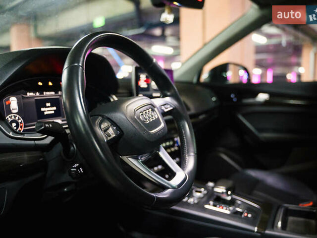 Черный Ауди Ку 5, объемом двигателя 2 л и пробегом 97 тыс. км за 25500 $, фото 14 на Automoto.ua