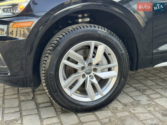 Чорний Ауді Ку 5, об'ємом двигуна 2 л та пробігом 159 тис. км за 20950 $, фото 23 на Automoto.ua