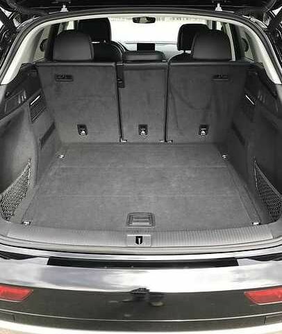 Черный Ауди Ку 5, объемом двигателя 2 л и пробегом 137 тыс. км за 18100 $, фото 19 на Automoto.ua