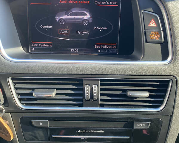 Чорний Ауді Ку 5, об'ємом двигуна 2 л та пробігом 176 тис. км за 19550 $, фото 67 на Automoto.ua