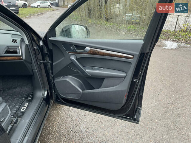Черный Ауди Ку 5, объемом двигателя 2 л и пробегом 191 тыс. км за 14800 $, фото 19 на Automoto.ua