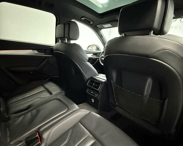 Черный Ауди Ку 5, объемом двигателя 1.98 л и пробегом 105 тыс. км за 26900 $, фото 34 на Automoto.ua