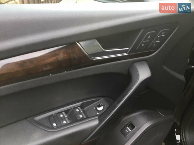 Черный Ауди Ку 5, объемом двигателя 1.98 л и пробегом 82 тыс. км за 27400 $, фото 8 на Automoto.ua