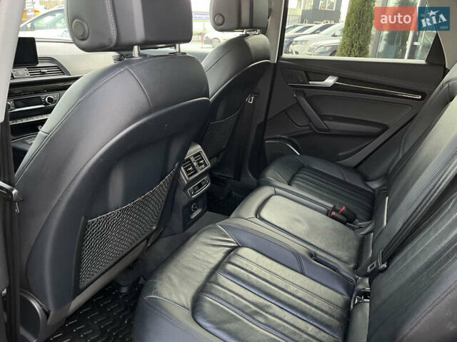 Чорний Ауді Ку 5, об'ємом двигуна 2 л та пробігом 156 тис. км за 22900 $, фото 16 на Automoto.ua