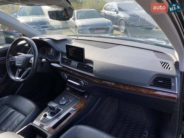Чорний Ауді Ку 5, об'ємом двигуна 2 л та пробігом 333 тис. км за 18300 $, фото 8 на Automoto.ua