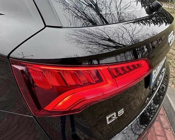 Черный Ауди Ку 5, объемом двигателя 1.97 л и пробегом 96 тыс. км за 33900 $, фото 80 на Automoto.ua