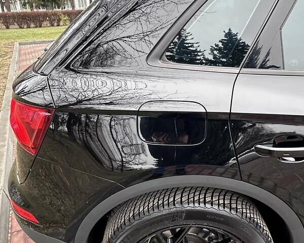 Черный Ауди Ку 5, объемом двигателя 1.97 л и пробегом 96 тыс. км за 33900 $, фото 60 на Automoto.ua