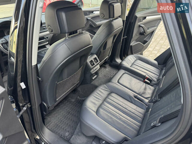 Чорний Ауді Ку 5, об'ємом двигуна 2 л та пробігом 159 тис. км за 20950 $, фото 43 на Automoto.ua