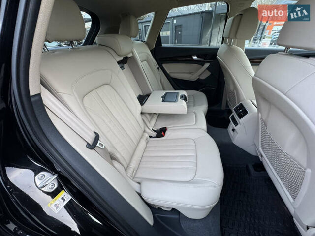 Черный Ауди Ку 5, объемом двигателя 2 л и пробегом 208 тыс. км за 20700 $, фото 27 на Automoto.ua