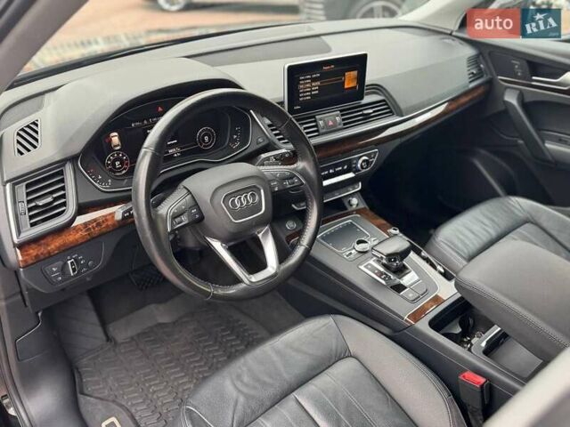 Черный Ауди Ку 5, объемом двигателя 1.98 л и пробегом 113 тыс. км за 23800 $, фото 25 на Automoto.ua
