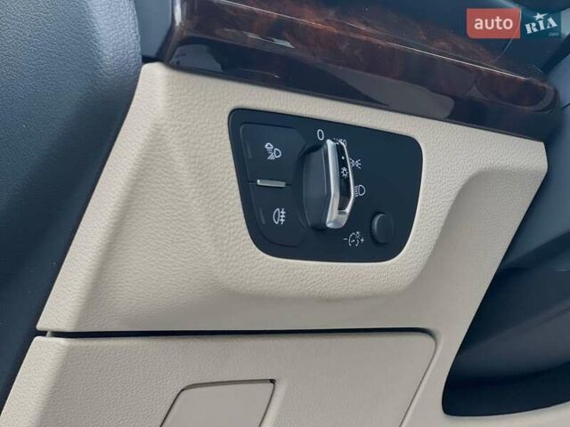 Чорний Ауді Ку 5, об'ємом двигуна 1.98 л та пробігом 112 тис. км за 27200 $, фото 8 на Automoto.ua