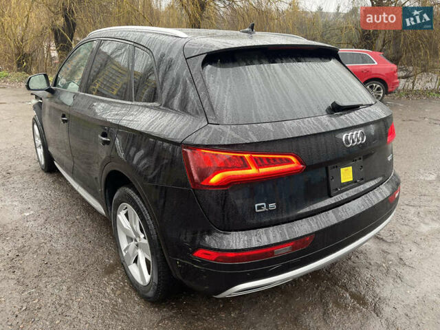 Черный Ауди Ку 5, объемом двигателя 2 л и пробегом 191 тыс. км за 14800 $, фото 4 на Automoto.ua