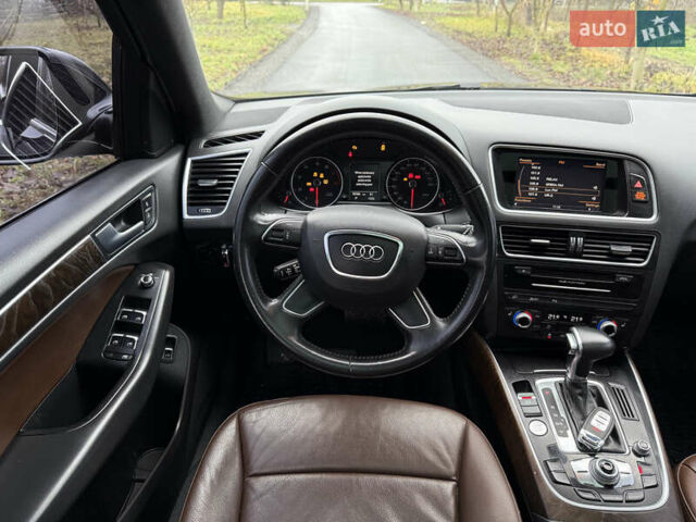 Чорний Ауді Ку 5, об'ємом двигуна 2 л та пробігом 197 тис. км за 16400 $, фото 10 на Automoto.ua