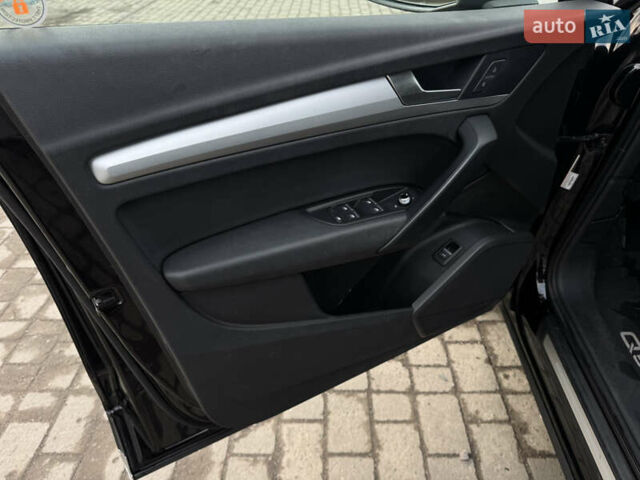 Чорний Ауді Ку 5, об'ємом двигуна 2 л та пробігом 159 тис. км за 17950 $, фото 17 на Automoto.ua