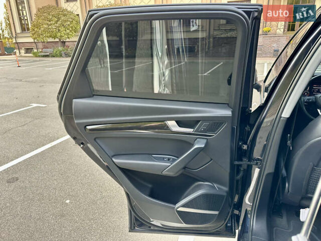 Черный Ауди Ку 5, объемом двигателя 1.98 л и пробегом 208 тыс. км за 21999 $, фото 28 на Automoto.ua