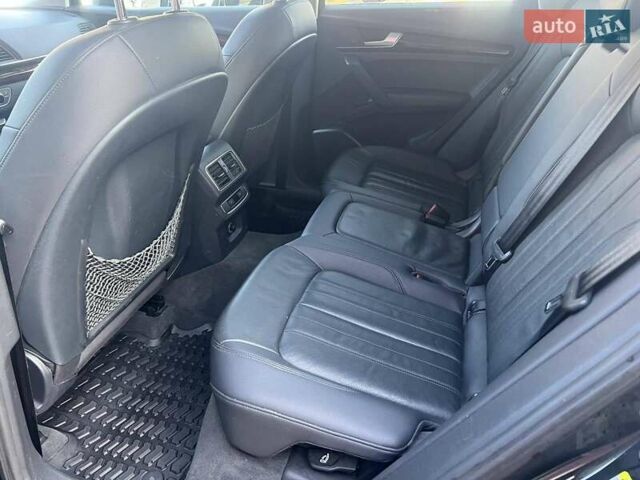 Черный Ауди Ку 5, объемом двигателя 1.98 л и пробегом 174 тыс. км за 18500 $, фото 16 на Automoto.ua