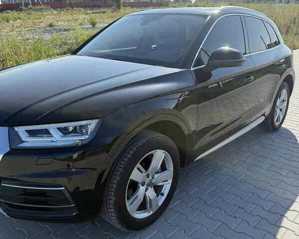 Черный Ауди Ку 5, объемом двигателя 1.98 л и пробегом 102 тыс. км за 31500 $, фото 5 на Automoto.ua