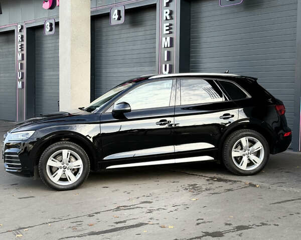 Чорний Ауді Ку 5, об'ємом двигуна 2 л та пробігом 111 тис. км за 23500 $, фото 5 на Automoto.ua