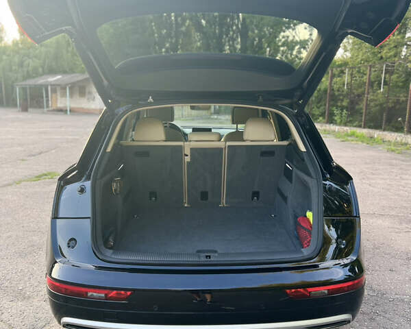 Черный Ауди Ку 5, объемом двигателя 1.98 л и пробегом 222 тыс. км за 23500 $, фото 19 на Automoto.ua