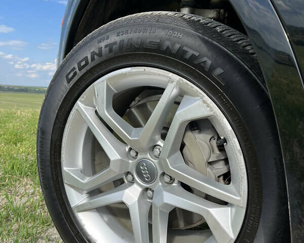 Черный Ауди Ку 5, объемом двигателя 1.98 л и пробегом 125 тыс. км за 23500 $, фото 13 на Automoto.ua