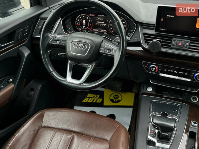 Черный Ауди Ку 5, объемом двигателя 1.98 л и пробегом 160 тыс. км за 26100 $, фото 9 на Automoto.ua