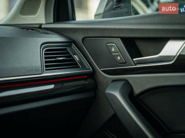 Черный Ауди Ку 5, объемом двигателя 1.98 л и пробегом 87 тыс. км за 28800 $, фото 23 на Automoto.ua