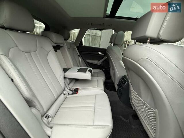 Черный Ауди Ку 5, объемом двигателя 1.98 л и пробегом 61 тыс. км за 28400 $, фото 31 на Automoto.ua