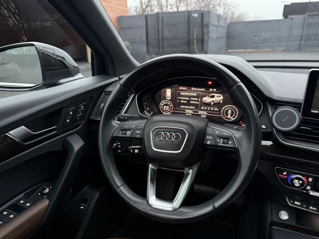 Чорний Ауді Ку 5, об'ємом двигуна 2 л та пробігом 69 тис. км за 27000 $, фото 13 на Automoto.ua