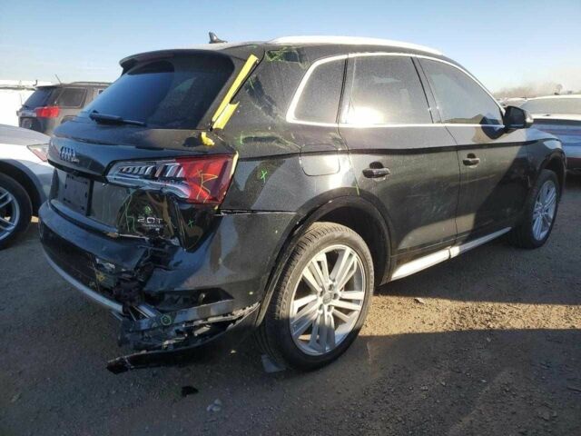 Черный Ауди Ку 5, объемом двигателя 0 л и пробегом 77 тыс. км за 5999 $, фото 2 на Automoto.ua