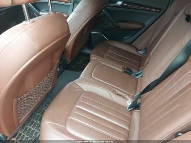 Чорний Ауді Ку 5, об'ємом двигуна 2 л та пробігом 85 тис. км за 7900 $, фото 7 на Automoto.ua